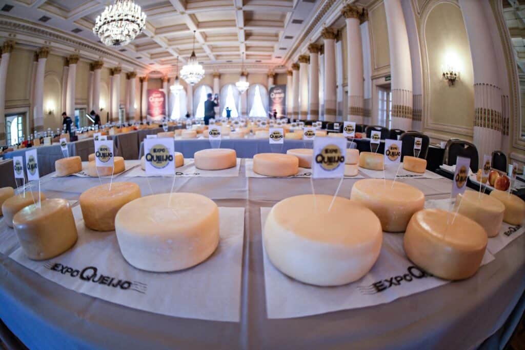 Concurso da ExpoQueijo Brasil define finalistas ao prêmio Super Ouro